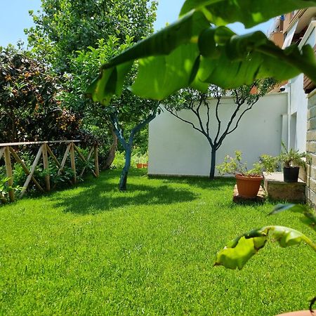 Appartamento Villa Maria Near Policlinico Gemelli Rome Buitenkant foto